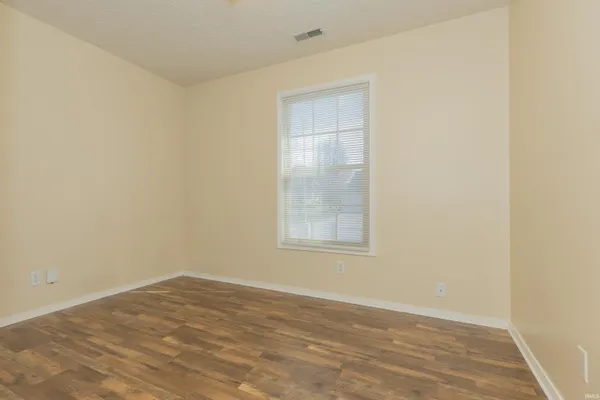 $1,700 | 3224 Park Ridge Drive, Evansville, IN 47715