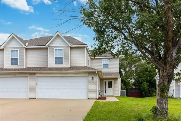 $274,000 | 938 East Wildcat Run Street, Gardner, KS 66030