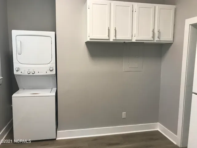 $950 | 3719 Wrightsville Avenue, Wilmington, NC 28403