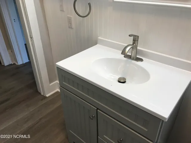 $950 | 3719 Wrightsville Avenue, Wilmington, NC 28403