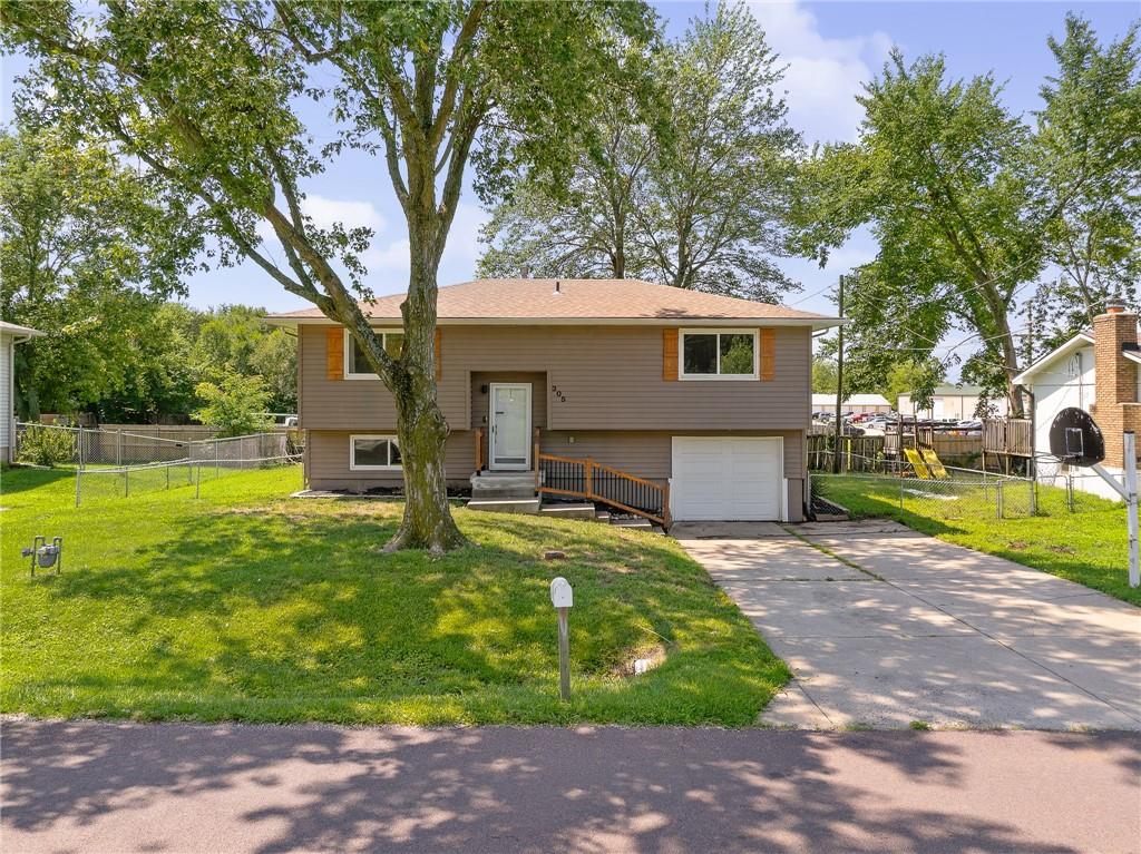 305 West South Street Spring Hill, KS 66083 - Photo 2 of 59