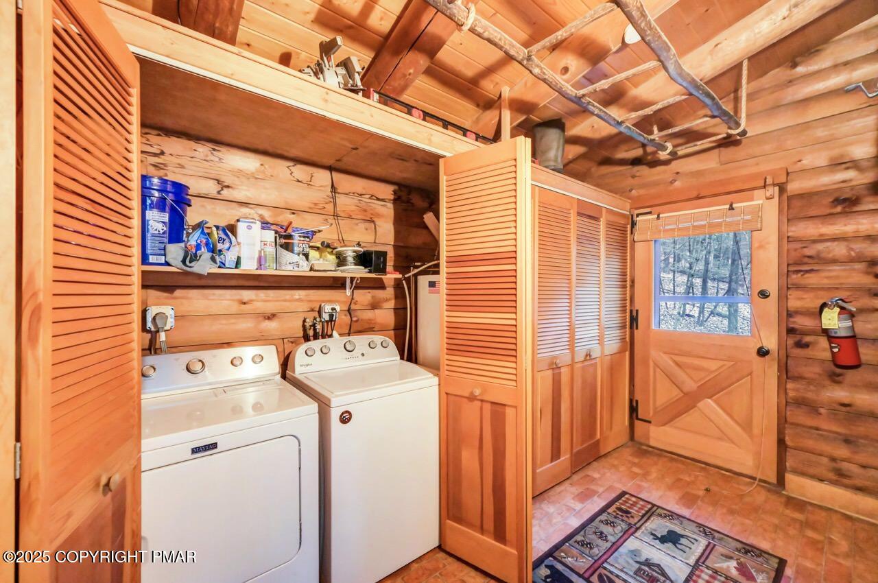 185 Whispering Pine Road Kunkletown, PA 18058 - Photo 44 of 65 a utility room with dryer and washer