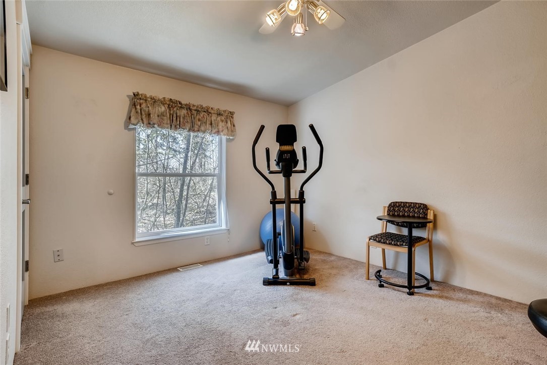 17128 Southeast Covington Sawyer Road Kent, WA 98042 - Photo 20 of 30 Gallery Image 20