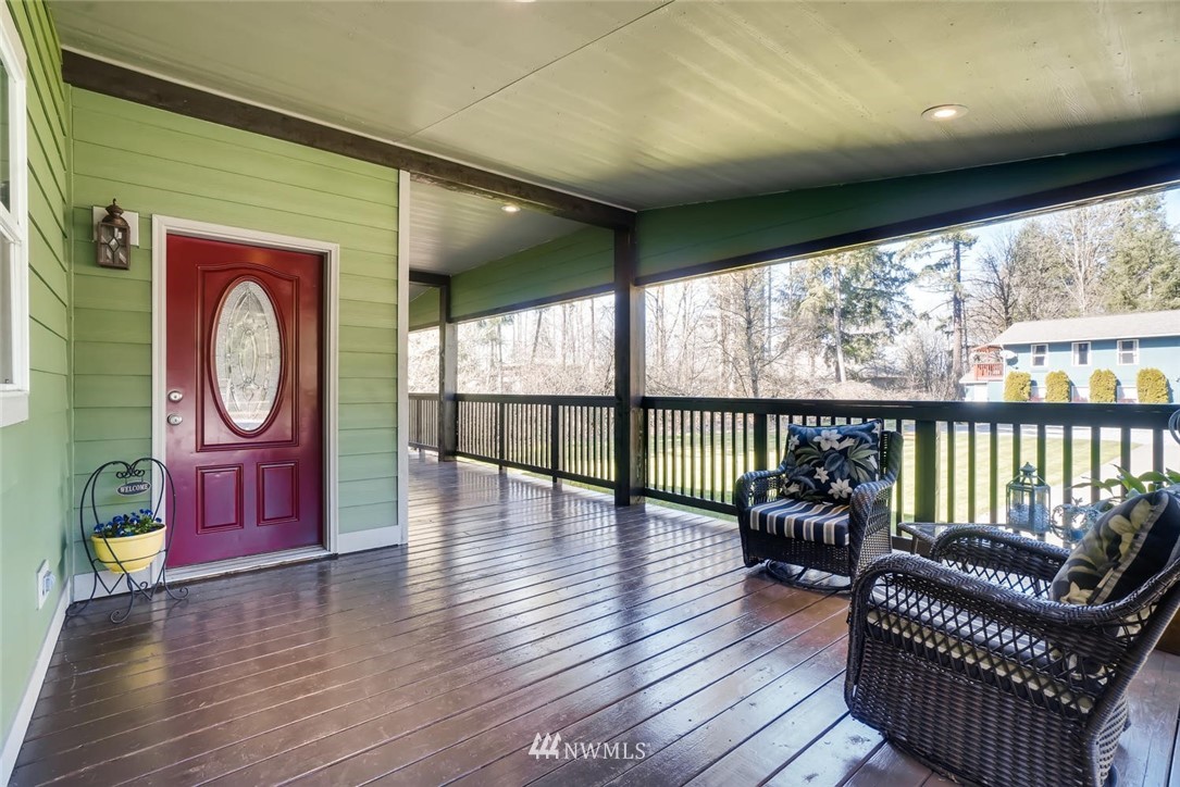 17128 Southeast Covington Sawyer Road Kent, WA 98042 - Photo 3 of 30 Gallery Image 3