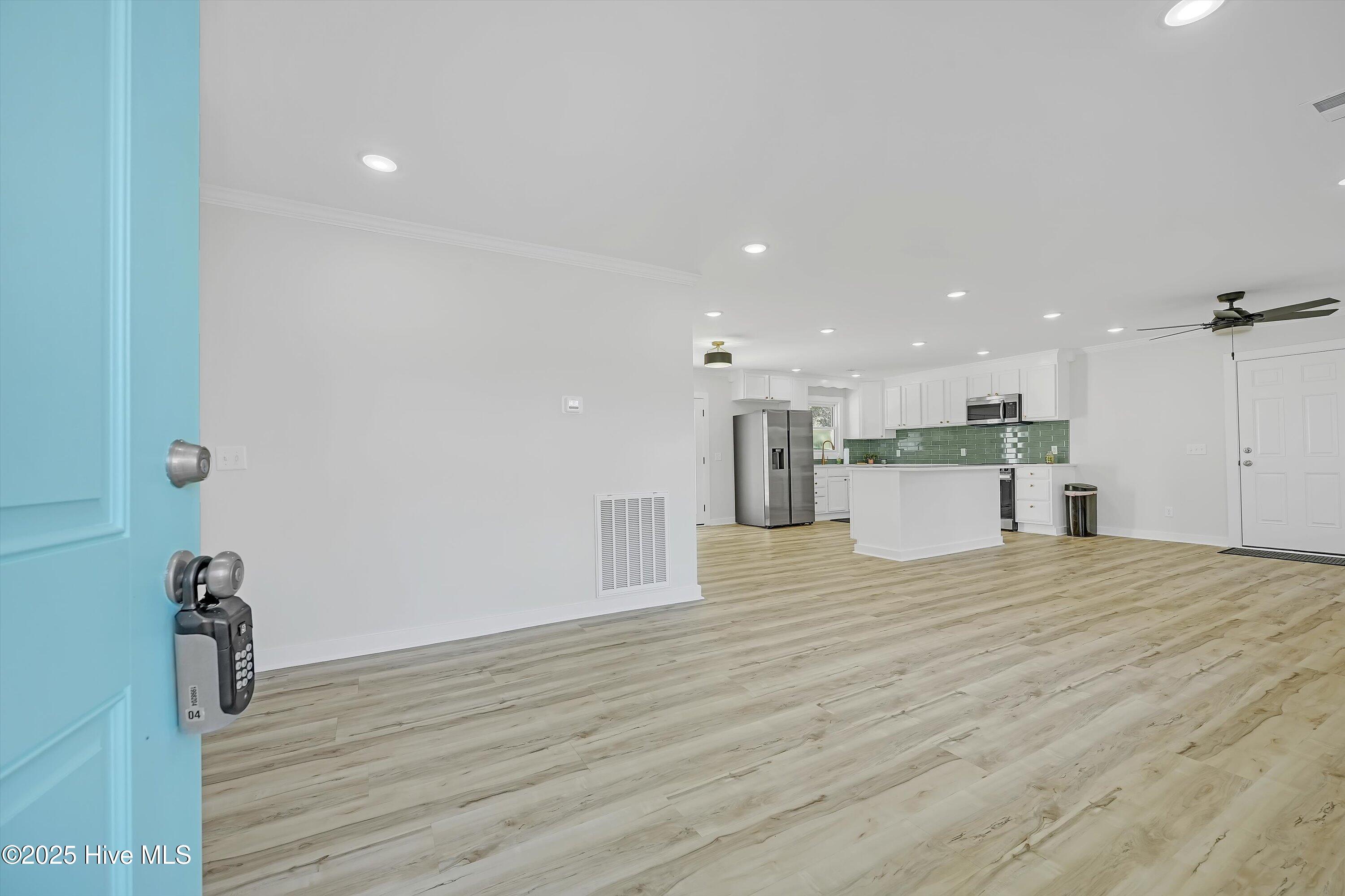 2113 Shirley Road Wilmington, NC 28405 - Photo 3 of 28 05-A7404929