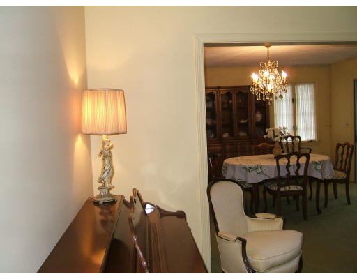 62 Winston Road Newton, MA 02459 - Photo 4 of 5
