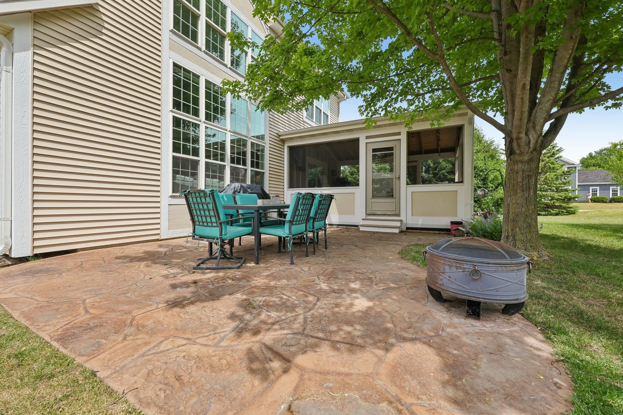 261 Ridgeway Path Oconomowoc, WI 53066 - Photo 48 of 49