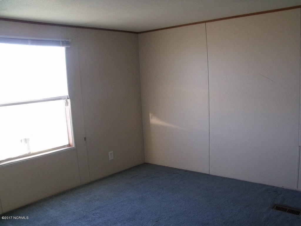 2664 Bailey Road Williamston, NC 27892 - Photo 11 of 14 27 BED 4
