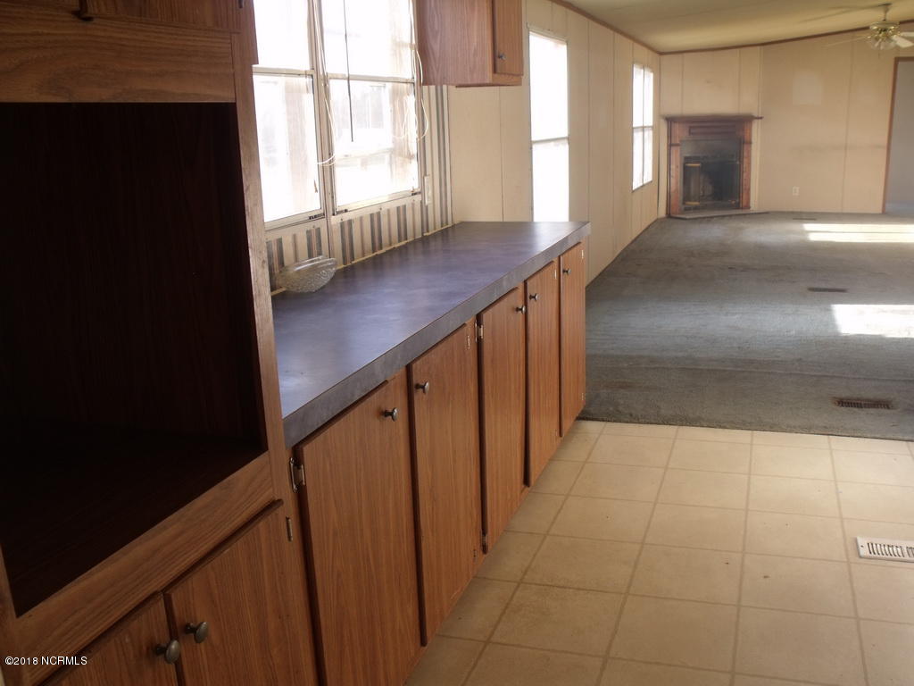 2664 Bailey Road Williamston, NC 27892 - Photo 14 of 14 61 KITCHEN