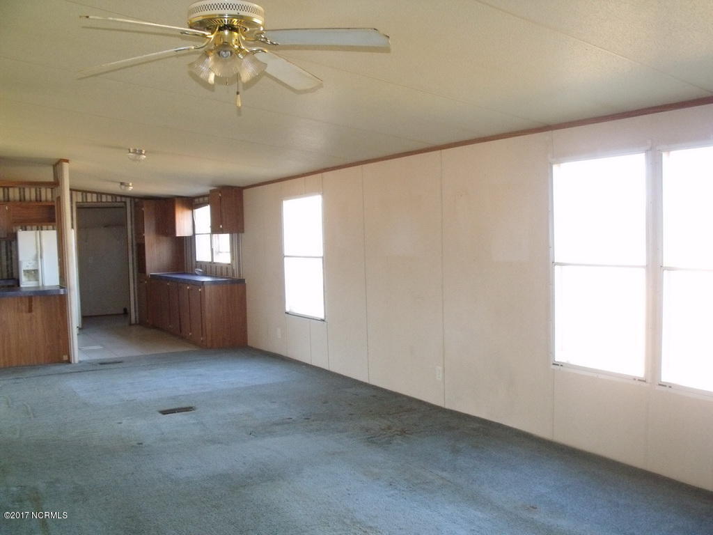 2664 Bailey Road Williamston, NC 27892 - Photo 8 of 14 21 DEN