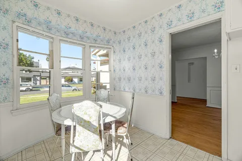 $1,075,000 | 5732 Bowcroft Street, Los Angeles, CA 90016