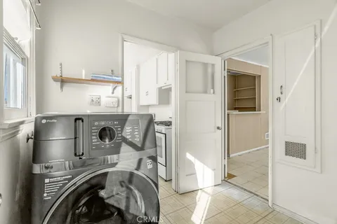 $1,075,000 | 5732 Bowcroft Street, Los Angeles, CA 90016