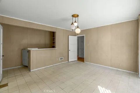 $1,075,000 | 5732 Bowcroft Street, Los Angeles, CA 90016