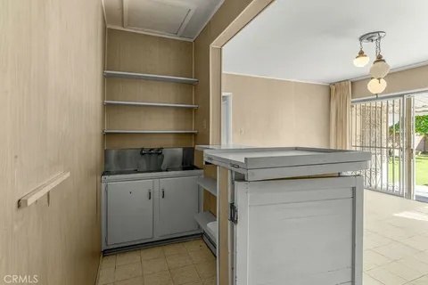 $1,075,000 | 5732 Bowcroft Street, Los Angeles, CA 90016