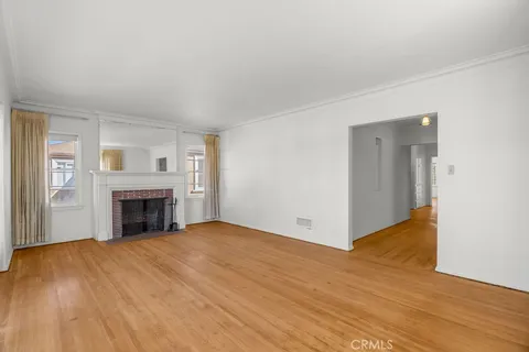 $1,075,000 | 5732 Bowcroft Street, Los Angeles, CA 90016