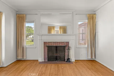 $1,075,000 | 5732 Bowcroft Street, Los Angeles, CA 90016