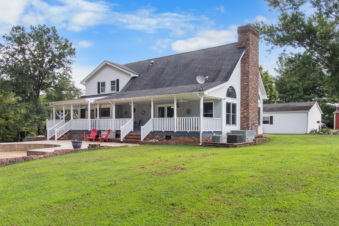 930 Roberts Road Clarksville, TN 37040 - Photo 5 of 67