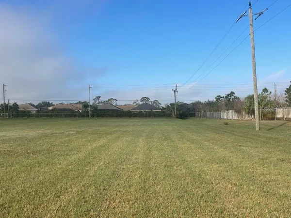 $550,000 | Aurora Boulevard, Bradenton, FL 34212