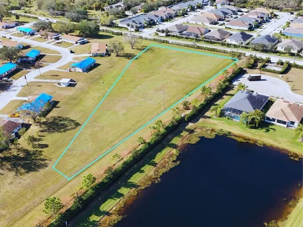 $550,000 | Aurora Boulevard, Bradenton, FL 34212