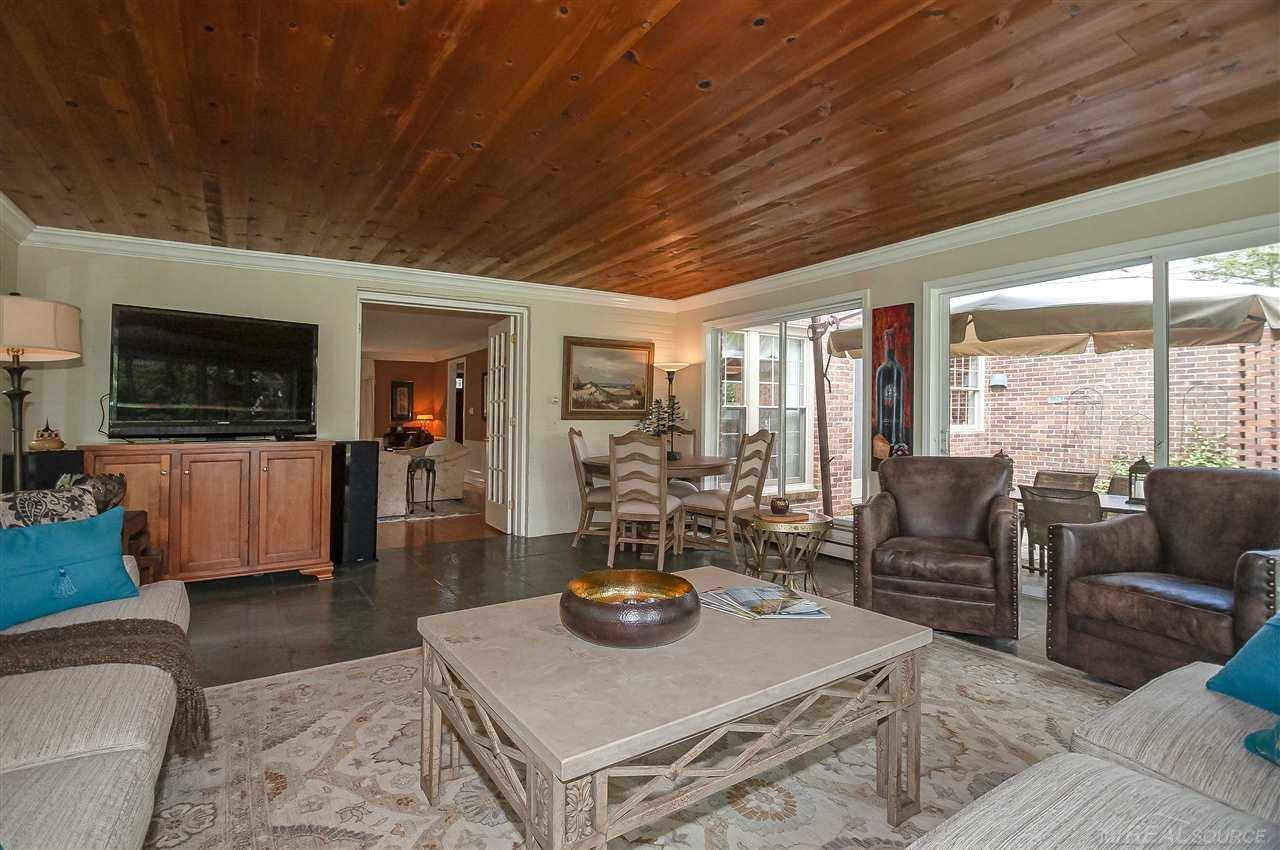 74 Lewiston Road Grosse Pointe Farms, MI 48236 - Photo 8 of 67