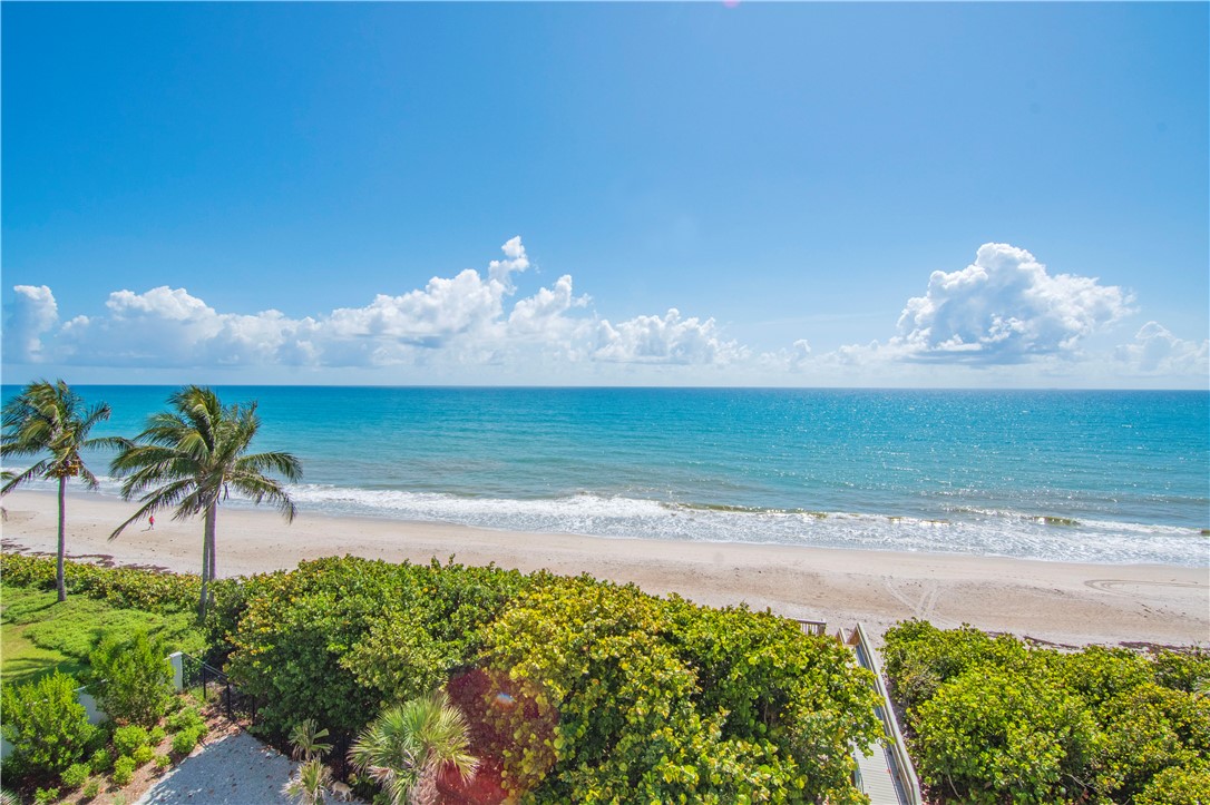 918 Surfsedge Way Indian River Shores, FL 32963 - Photo 27 of 32 a view of a water pond with interior