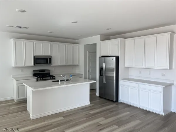 $2,525 | 2825 Overlook Brk Street, Las Vegas, NV 89156