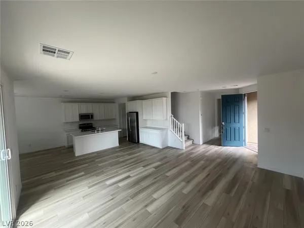 $2,525 | 2825 Overlook Brk Street, Las Vegas, NV 89156