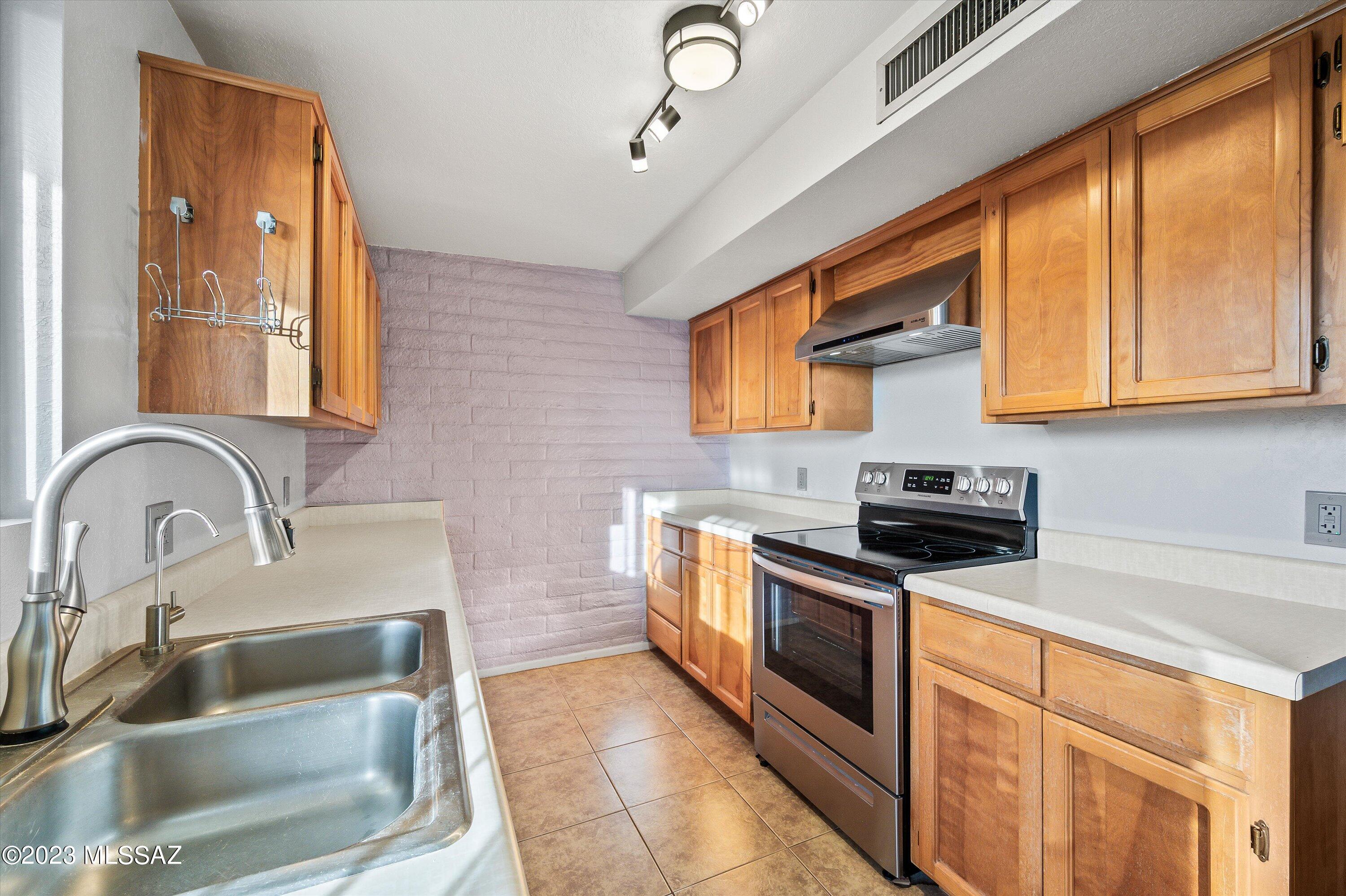 4324 East Blanton Road Tucson, AZ 85712 - Photo 11 of 29