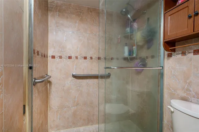 $315,000 | 5437 West 21st Avenue, Unit 51, Hialeah, FL 33016