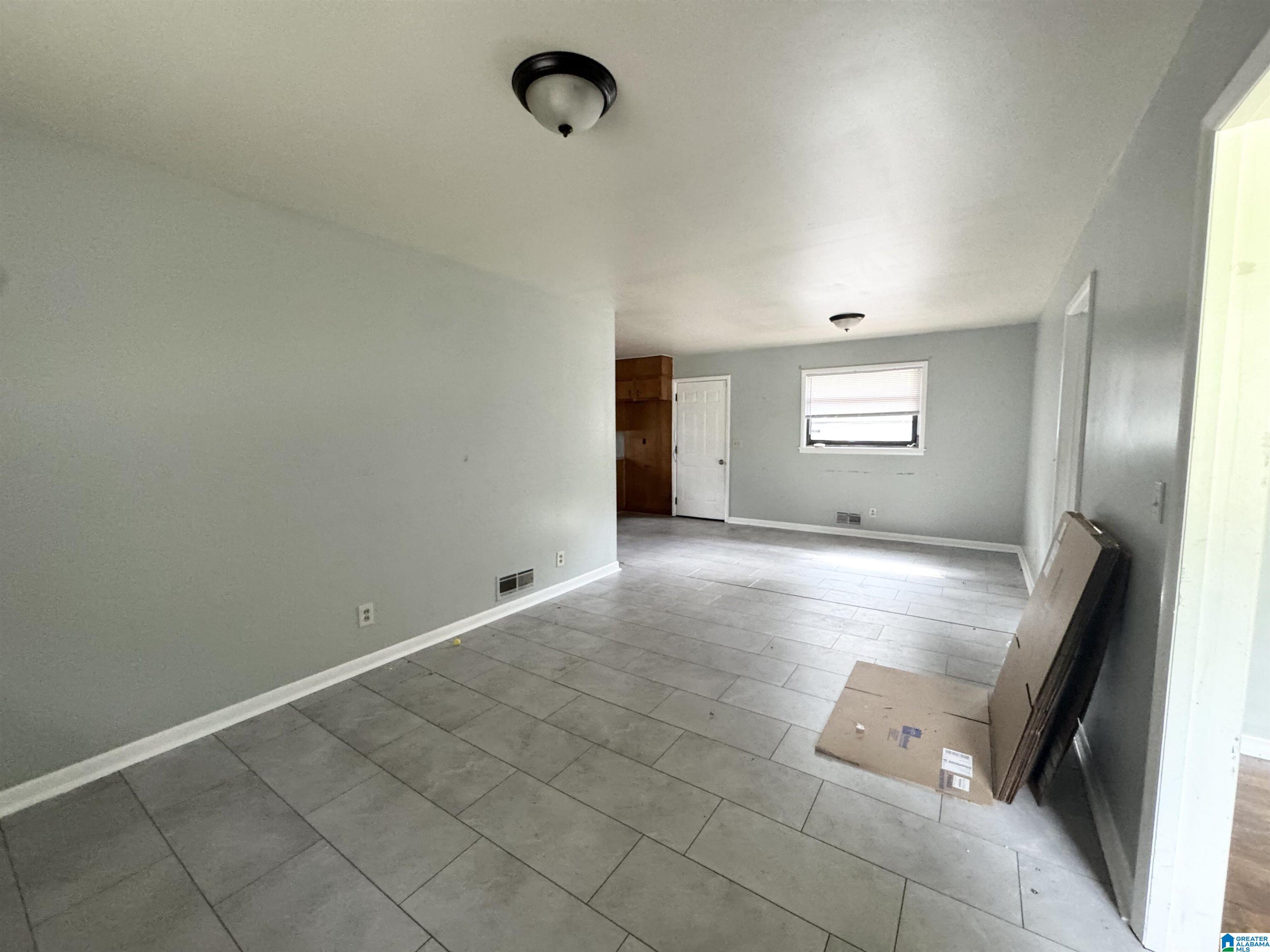 517 Sunhill Road Northwest Birmingham, AL 35215 - Photo 11 of 36