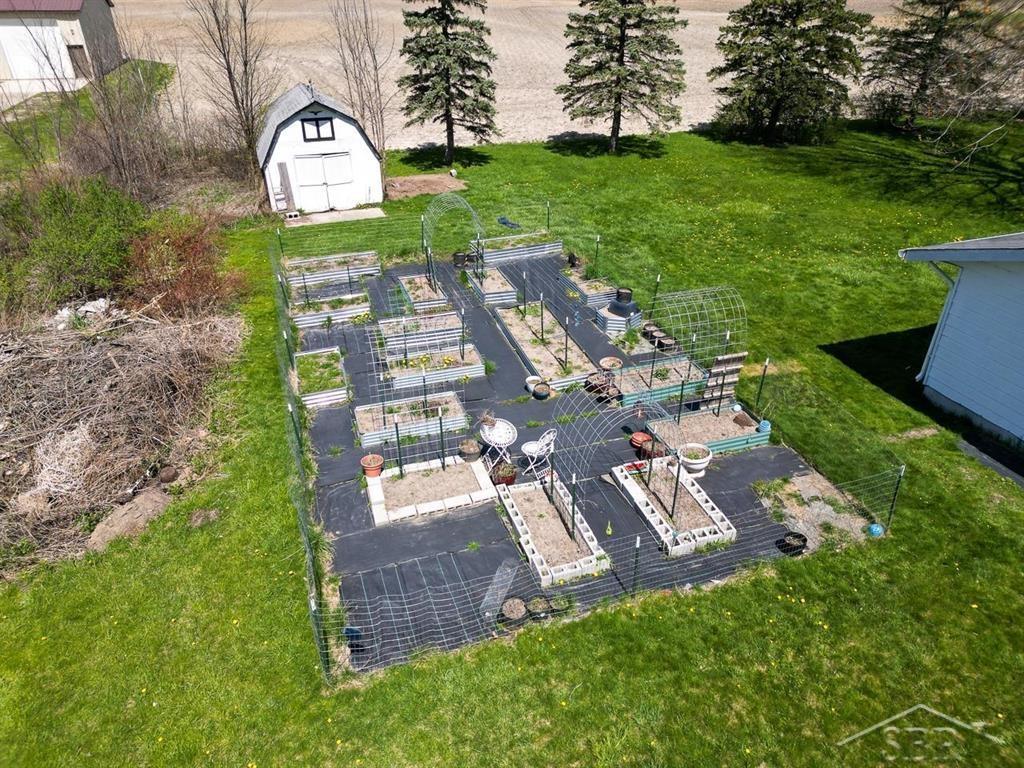 1789 East Cody Estey Road Pinconning, MI 48650 - Photo 24 of 27 50140732-312e2aa2-5fd7-402c-8eca-59da910ee236.JPG