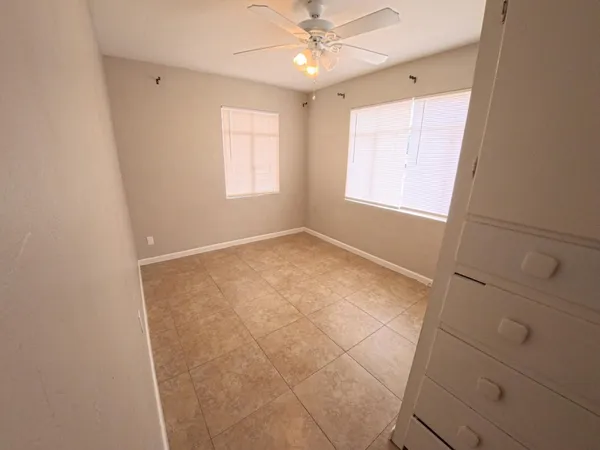 $1,795 | 449 East University Drive, Mesa, AZ 85203