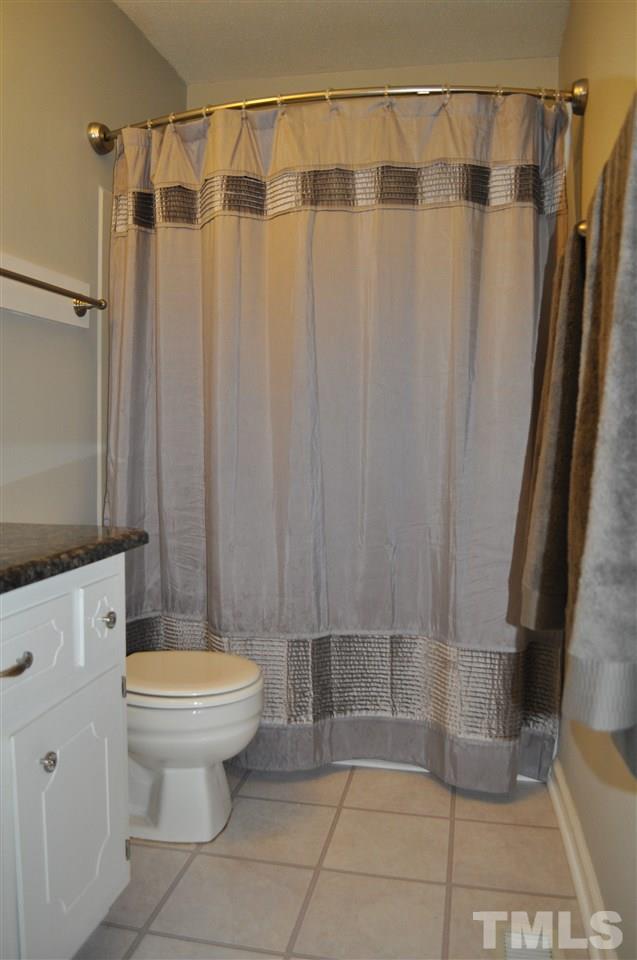4208 Suitt Road Durham, NC 27703 - Photo 12 of 25 Gallery Image 12