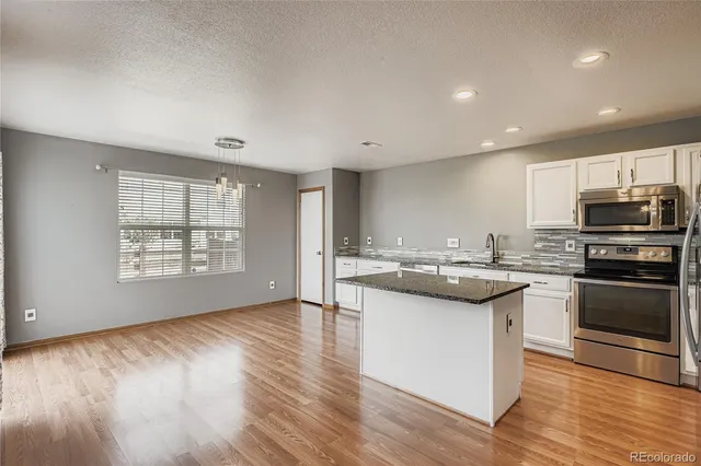 $2,495 | 8086 South Kalispell Way, Englewood, CO 80112