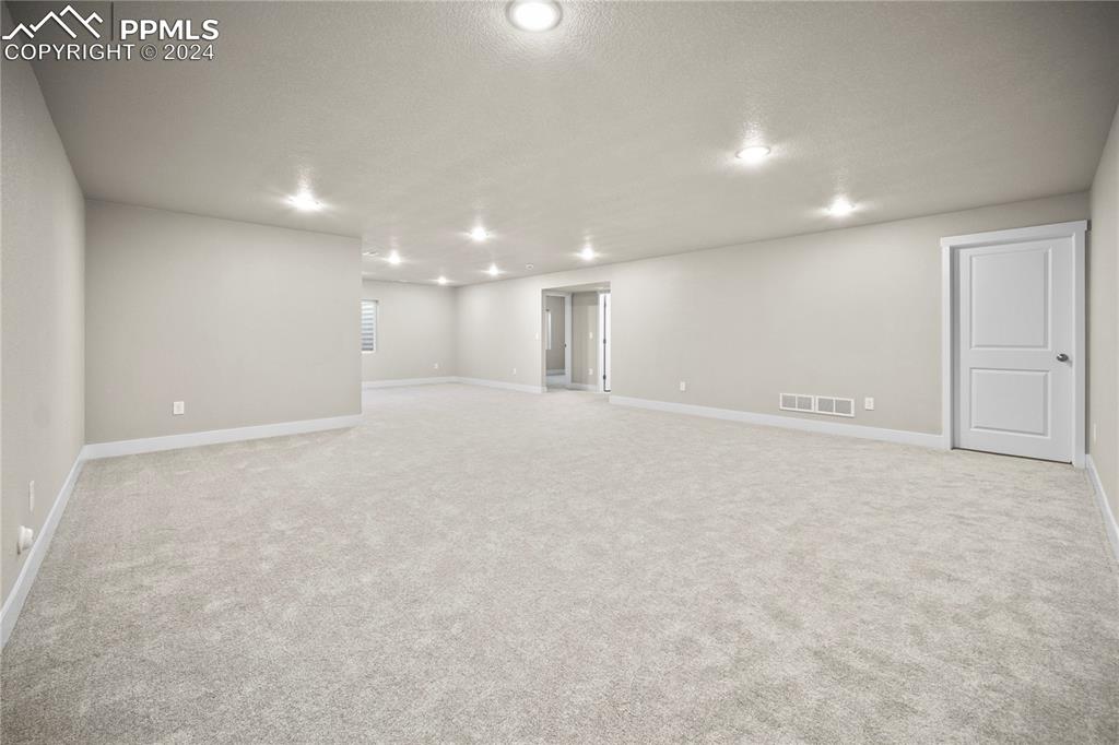 8093 Yellowleaf Place Colorado Springs, CO 80908 - Photo 9 of 23 an empty room with an entryway