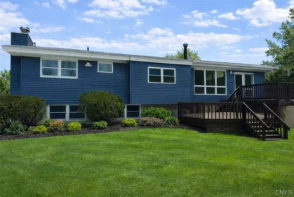 $389,000 | 584 Stoneleigh Road, Oneida, NY 13421