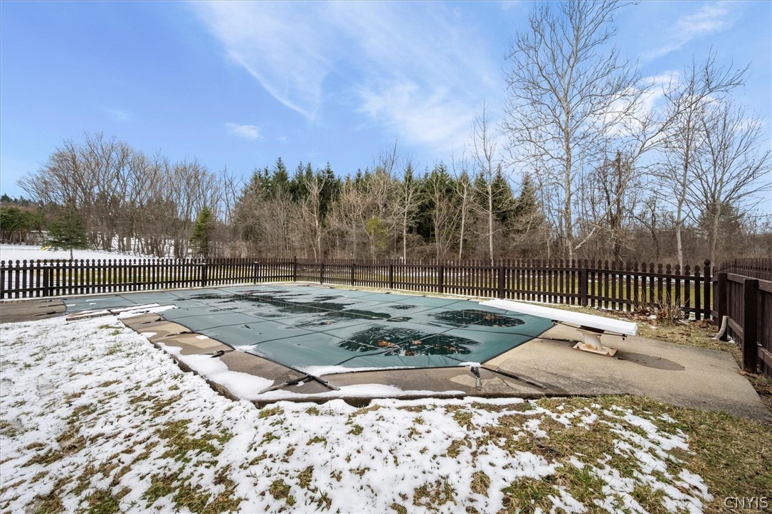 584 Stoneleigh Road Oneida, NY 13421 - Photo 18 of 49