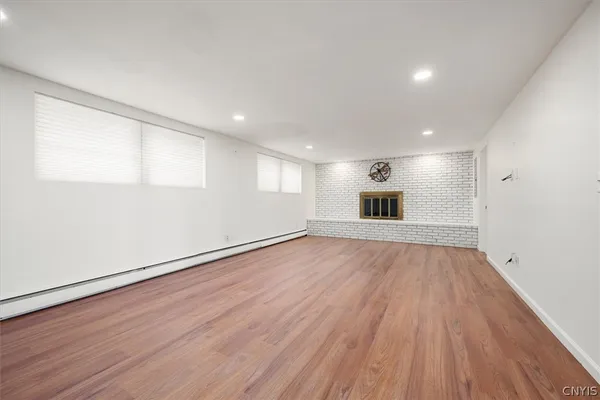 $389,000 | 584 Stoneleigh Road, Oneida, NY 13421