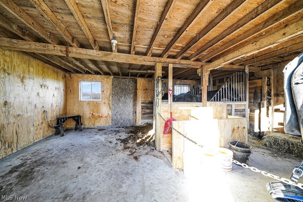 17582 Kinsman Road Middlefield, OH 44062 - Photo 22 of 29 Gallery Image 22