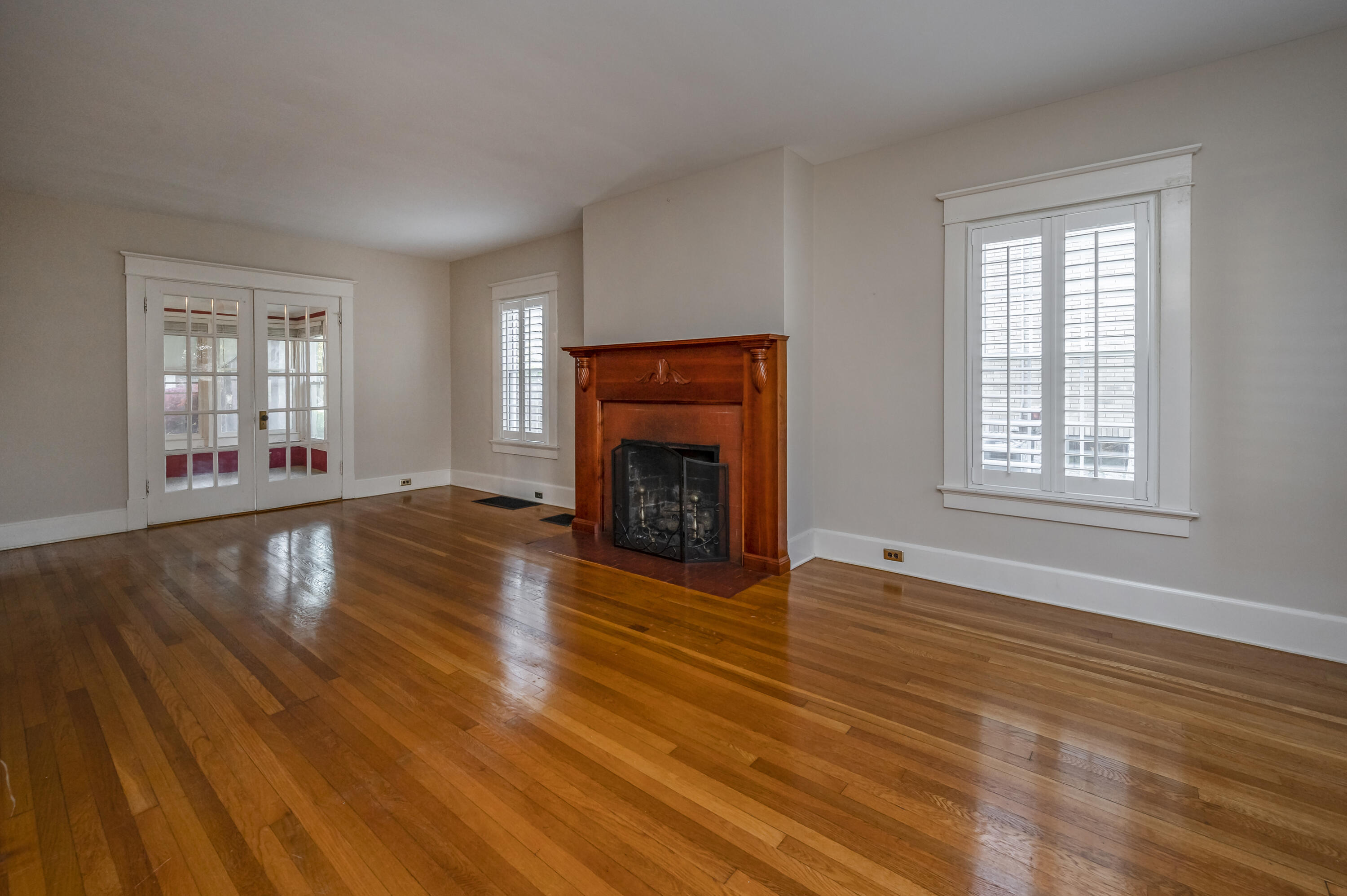 310 Irvine Road Lexington, KY 40502 - Photo 6 of 43 TDB_6314