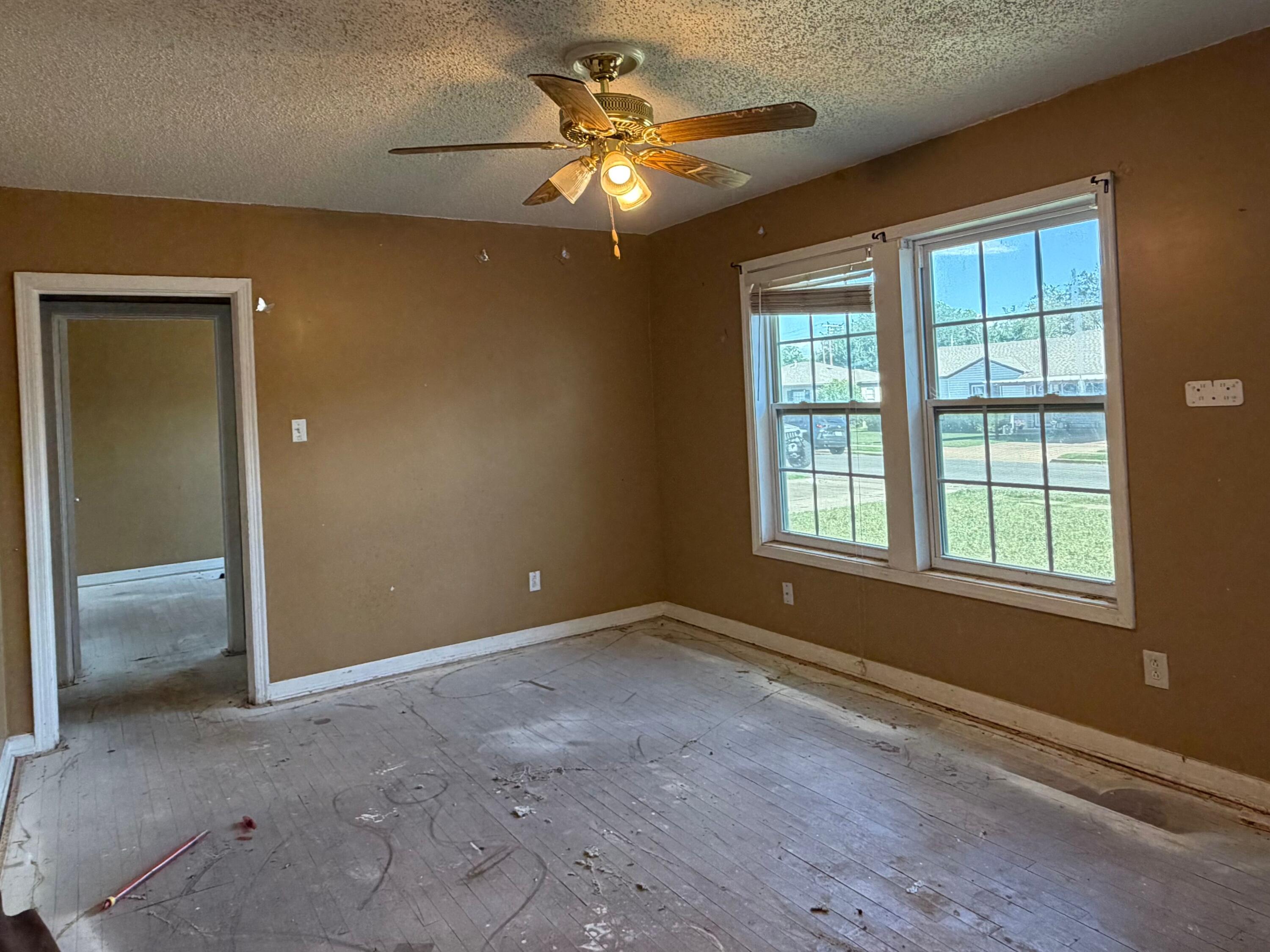 2012 39th Street Lubbock, TX 79412 - Photo 2 of 18 2012 39th Street