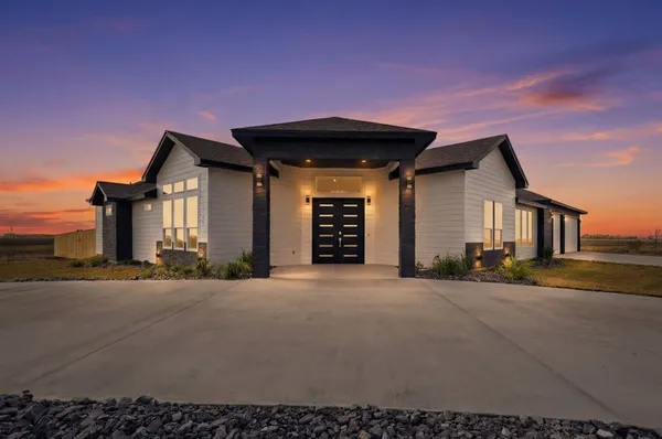 $874,900 | 4709 Merlot Court, Robstown, TX 78380