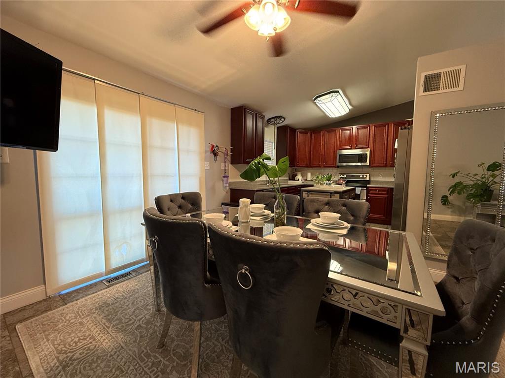 10755 Kennerly Road Sunset Hills, MO 63128 - Photo 18 of 27