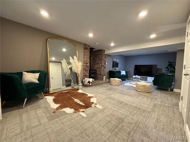 $400,000 | 10755 Kennerly Road, Sunset Hills, MO 63128