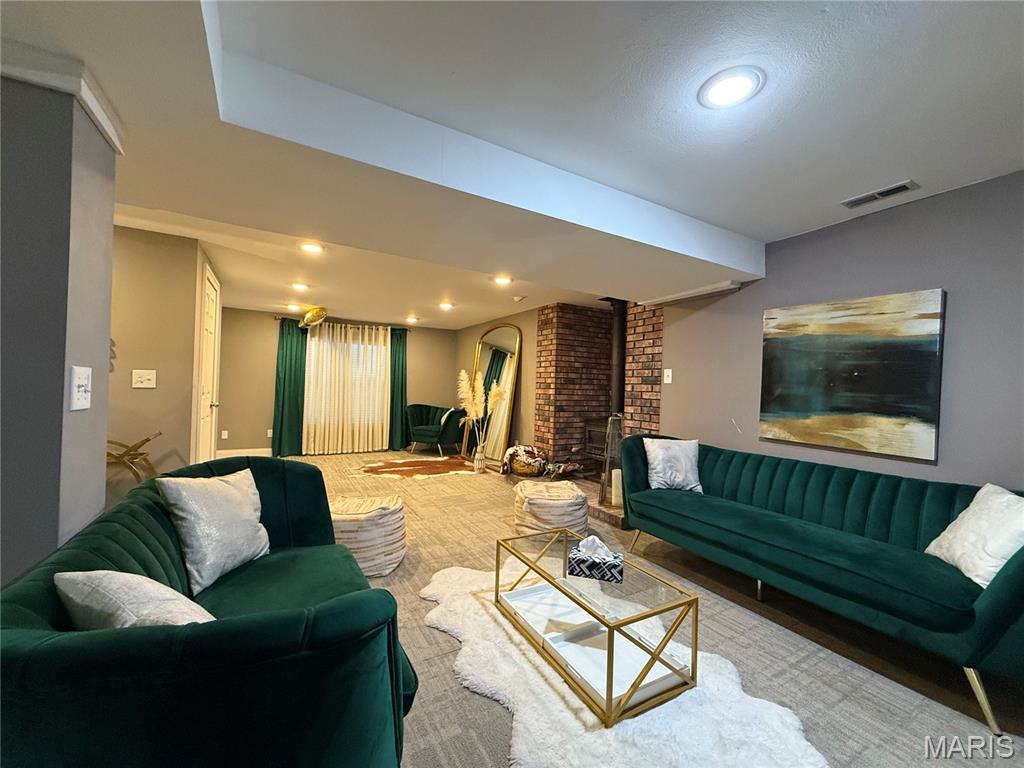 10755 Kennerly Road Sunset Hills, MO 63128 - Photo 10 of 27