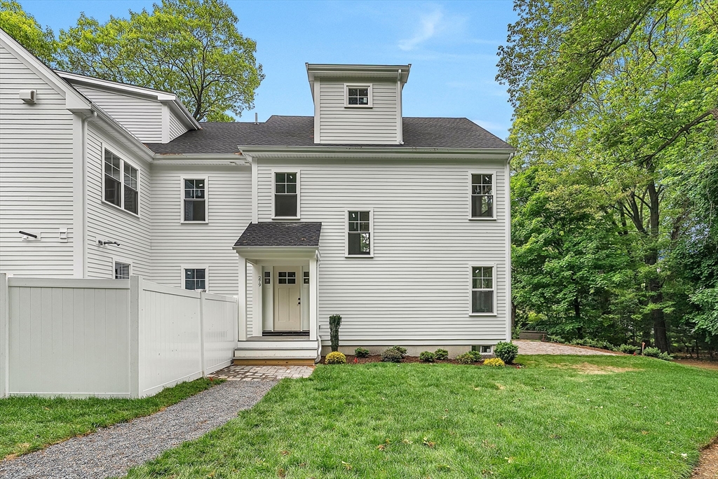 279 Brookline Street, Unit 279 Needham, MA 02492 - Photo 5 of 36