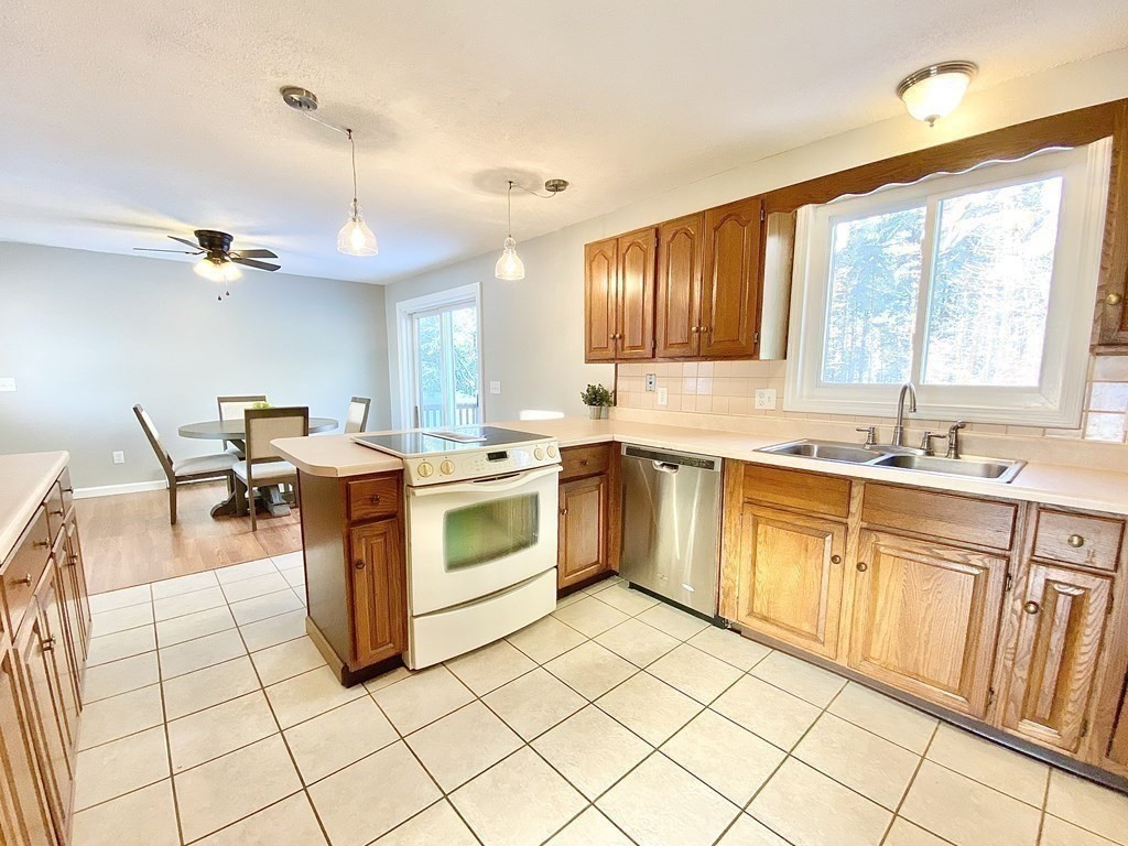 396 Michael Sears Road Belchertown, MA 01007 - Photo 16 of 42 Gallery Image 16