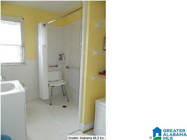 740 Gene Reed Road Birmingham, AL 35235 - Photo 5 of 31
