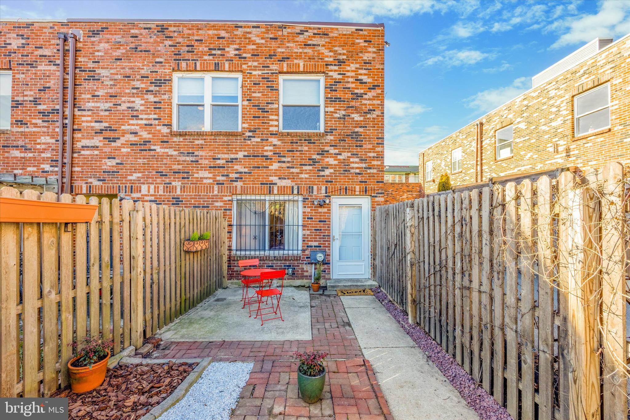 707 South 18th St Unit B  