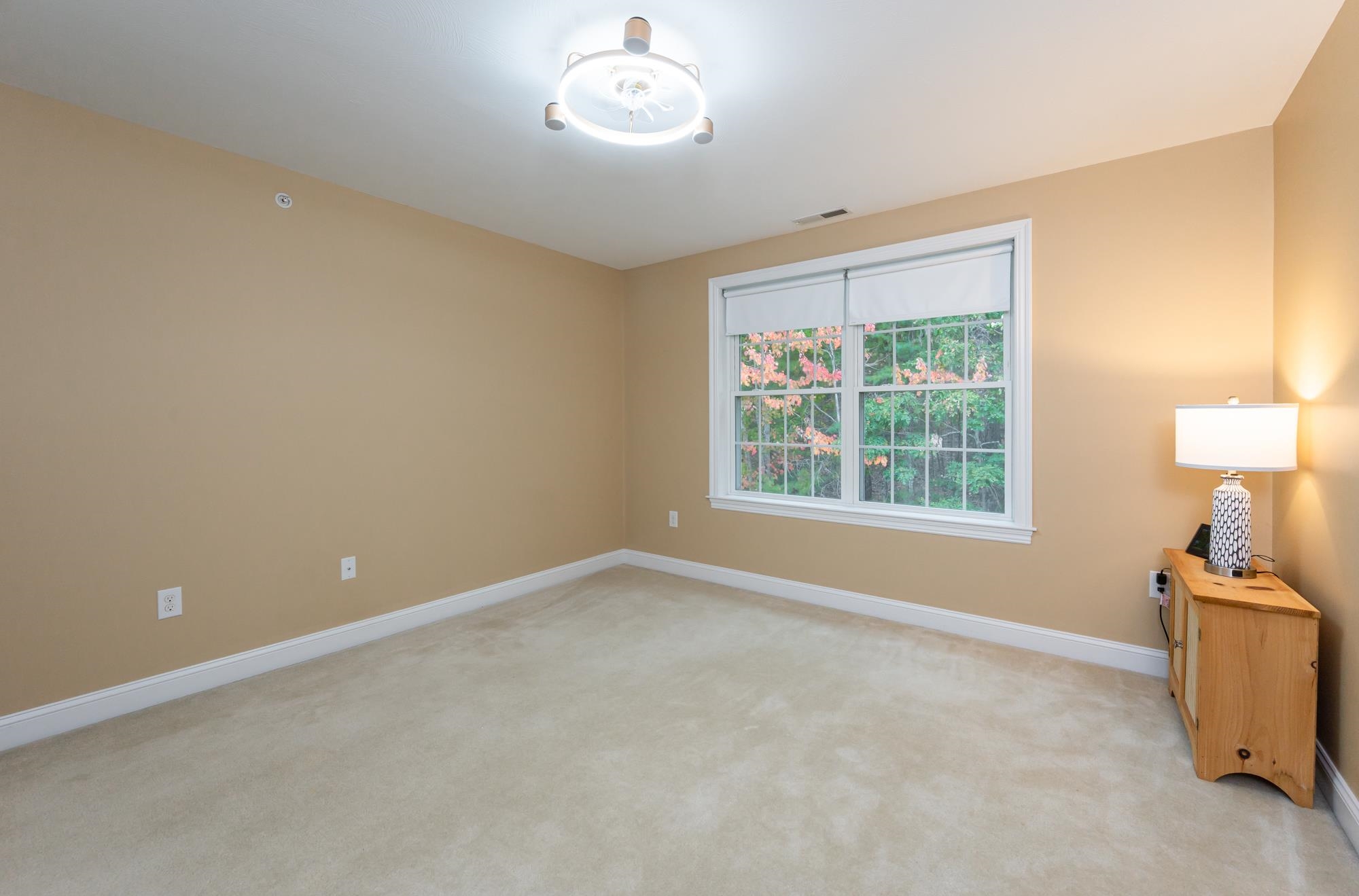 25 Clearview Circle, Unit A Hudson, NH 03051 - Photo 19 of 46